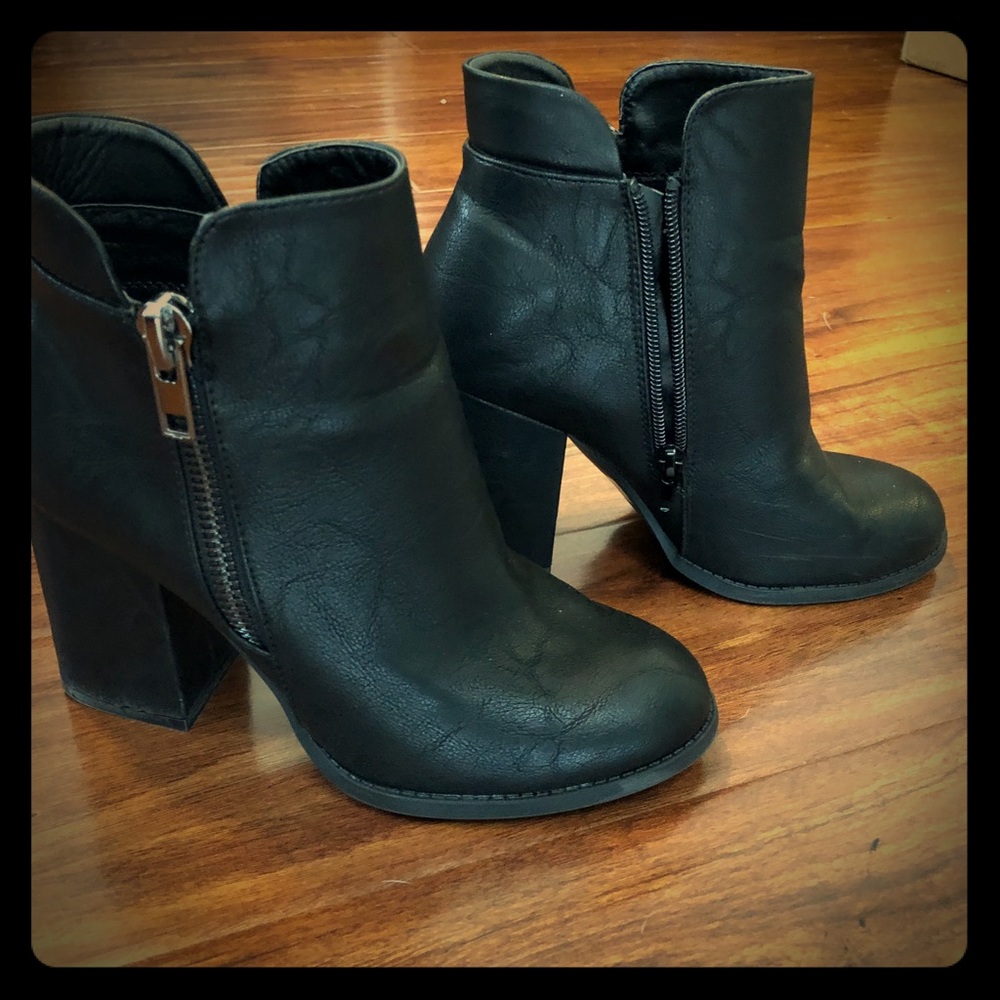 Split Decision Zippered Booties Black
